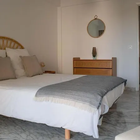 2 Chambres Proximite Croisette شقة *